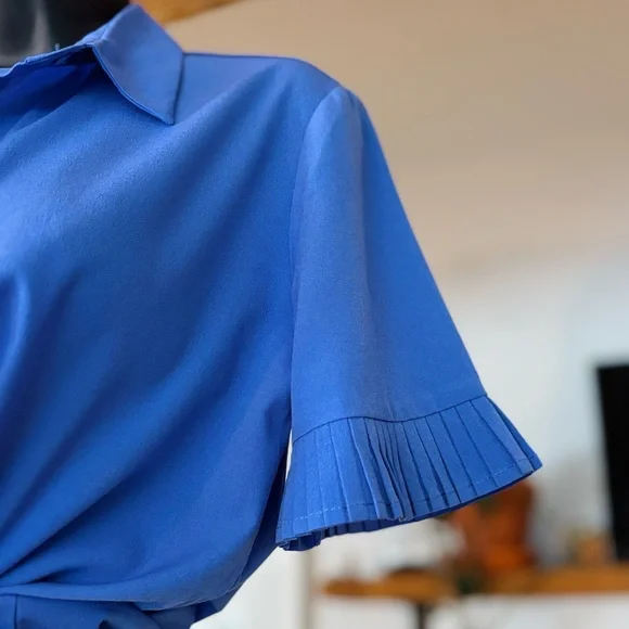 French Connection Blue Short-Sleeve Shirt – Like New, Size Small - Picture 7 of 8